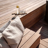 180 m2 terrasse med sol lounge og spansk trappe i Vedbæk