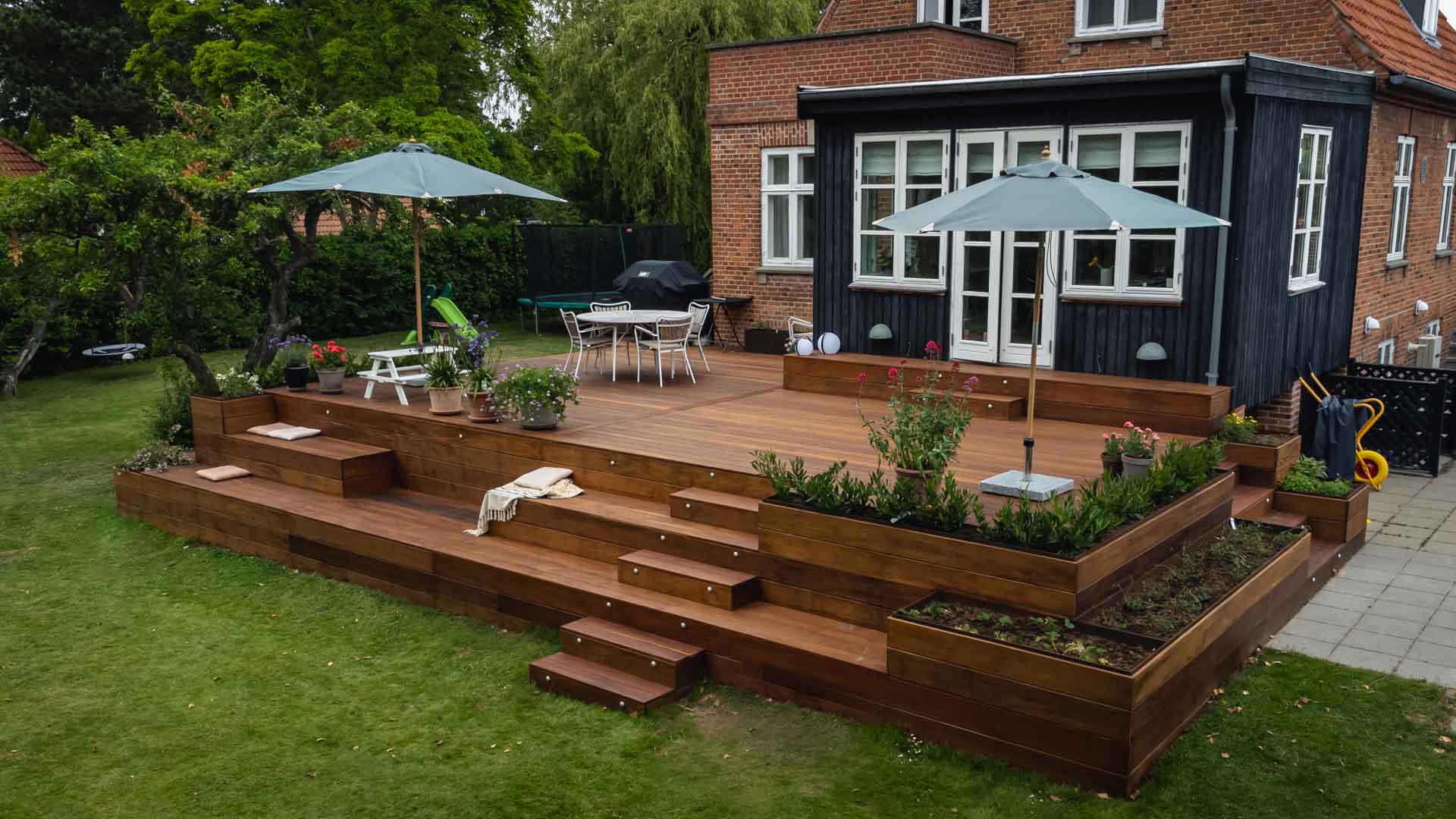 Terrasse i ipétræ bygget i Rungsted