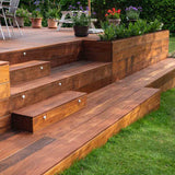 112 m2 terrasse med plantekasser, spanske trapper og lysspots i Vedbæk