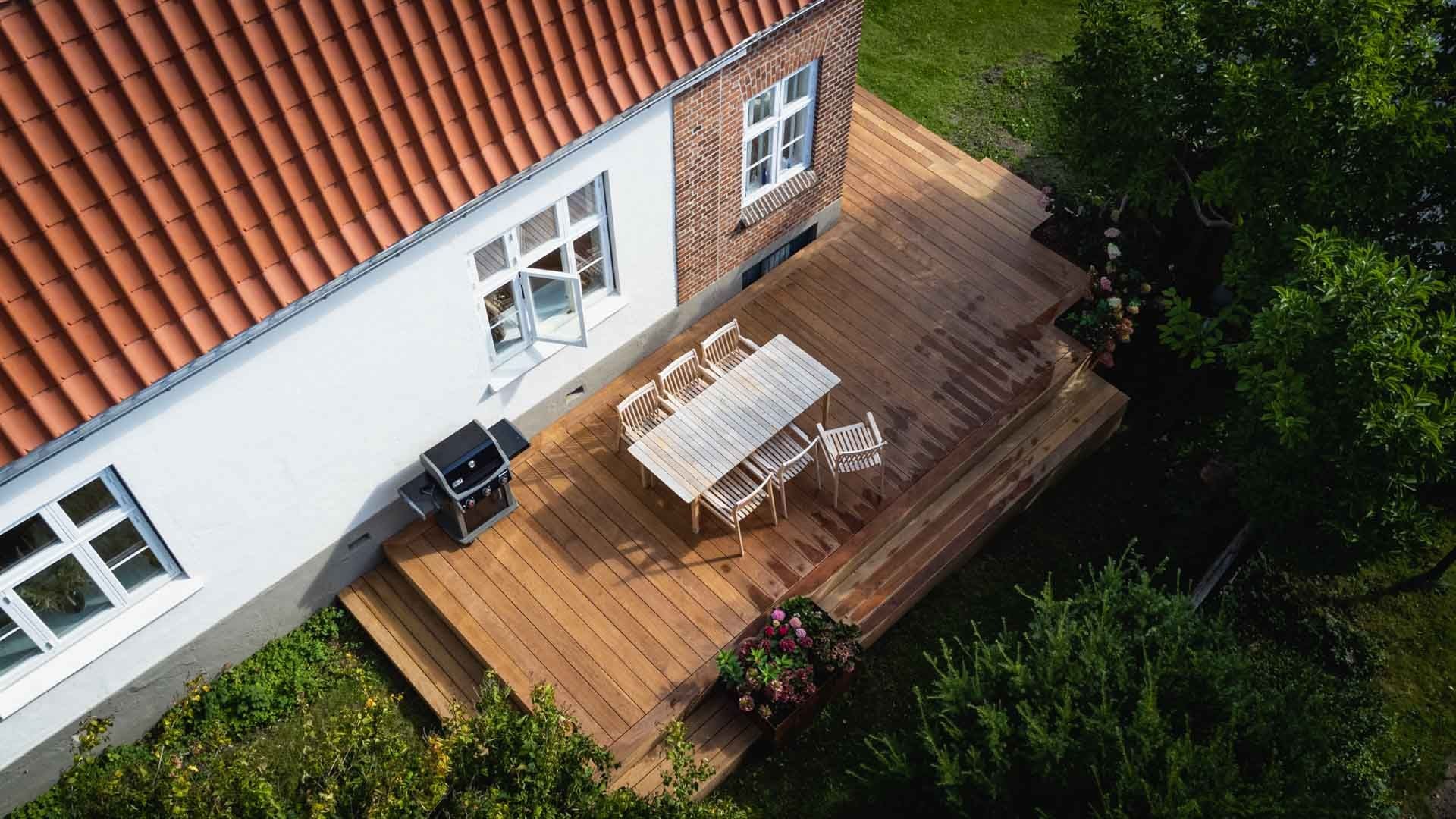 96 m2 udendørs opholdsrum i Charlottenlund