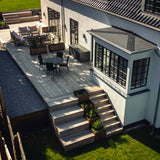 Snedkerproppet Ipéterrasse på 123 m2 rundt om huset i Charlottenlund