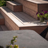 Snedkerproppet Ipéterrasse på 123 m2 rundt om huset i Charlottenlund