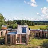Terrasser i ipé og eg ved præmieret sommerhus i Silkeborg