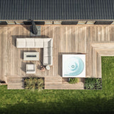 97 m² terrasse med plantekasser, spa og markise i Nordsjælland