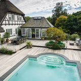 240 m2 ipé-terrasse rundt om poolen i Hillerød