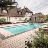 240 m2 ipé-terrasse rundt om poolen i Hillerød