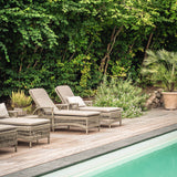 240 m2 ipé-terrasse rundt om poolen i Hillerød